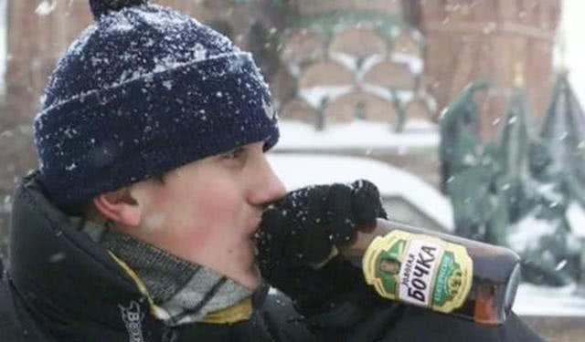 酒桌上|苏联法则,谈事前先喝酒,越南印度皆醉倒,中国却喝倒一片苏联人