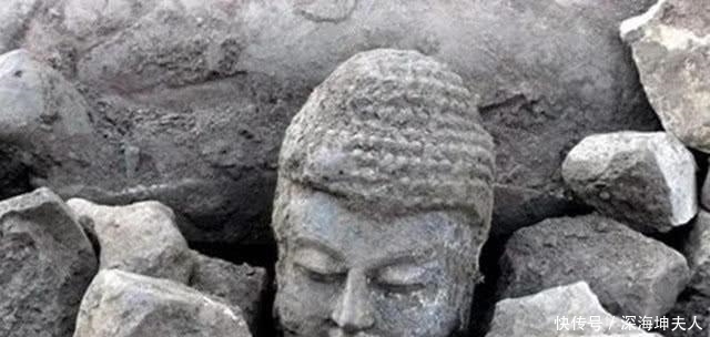 有何|中国为何从未出现过神权压制王权? 我们和其他国家有何不同?