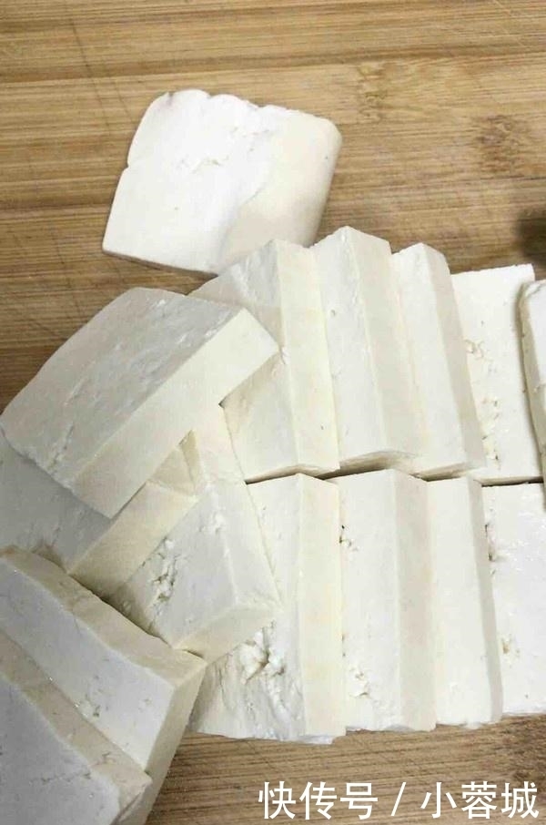 孩子隔三差五就馋这菜，比吃钙片强，大脑更聪明，个头蹭蹭蹿