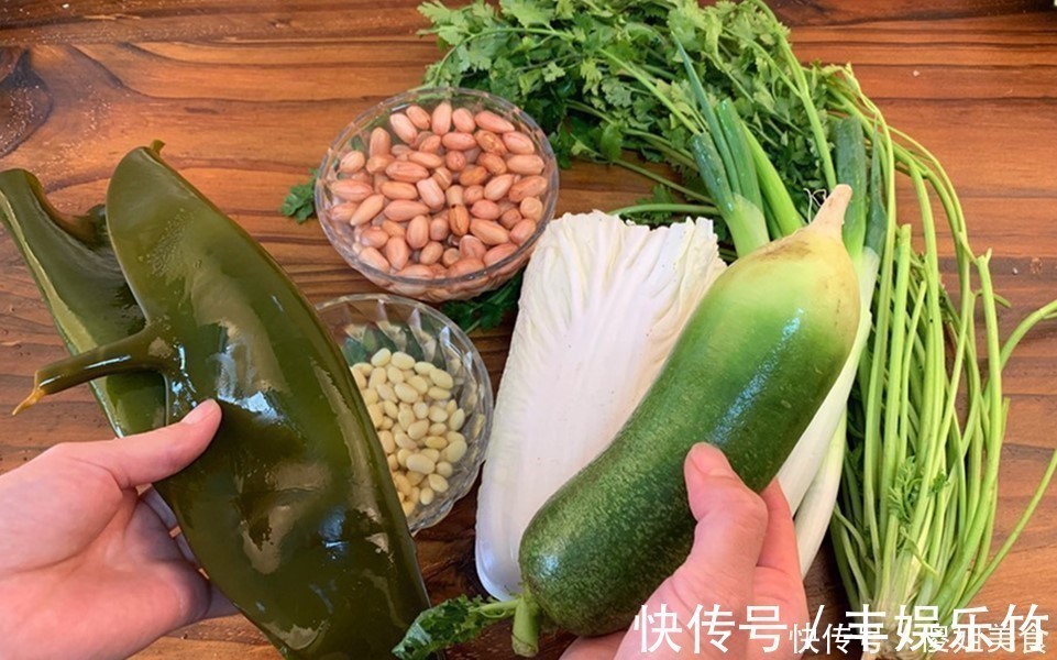 天一冷|天一冷，我就馋这个菜，十几年吃不腻，炖上一锅，热乎乎的真解馋