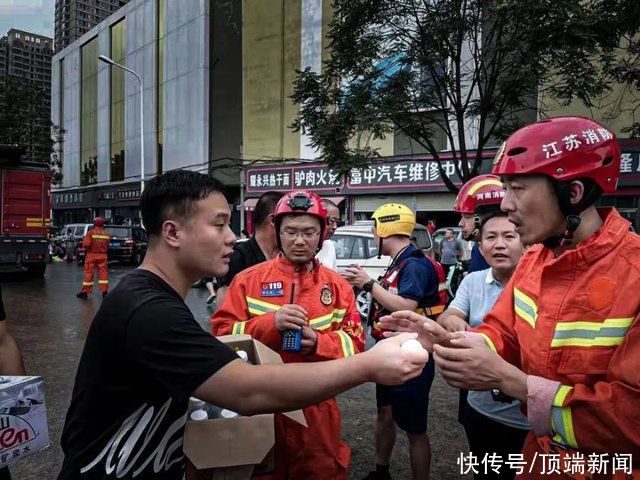 餐厅|叮!百度地图爱心餐厅功能已上线，帮助郑州抗洪救灾战士找到食物