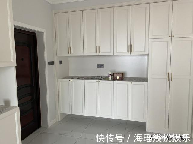 新房|第一次装修新房,完工后的效果还不错,玄关鞋柜一家人都很满意