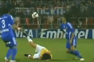 |搞笑GIF:放假送奶奶家,接回来破洞裤不见了