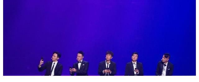 g《披荆斩棘》公演排名公布后，陈小春突然消失，可能和GAI有关