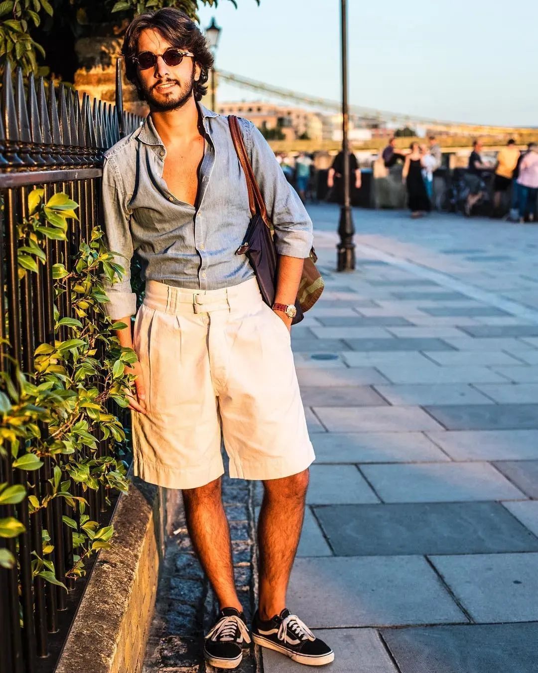 「短裤」也能穿得体面？这些穿法让男女都动心