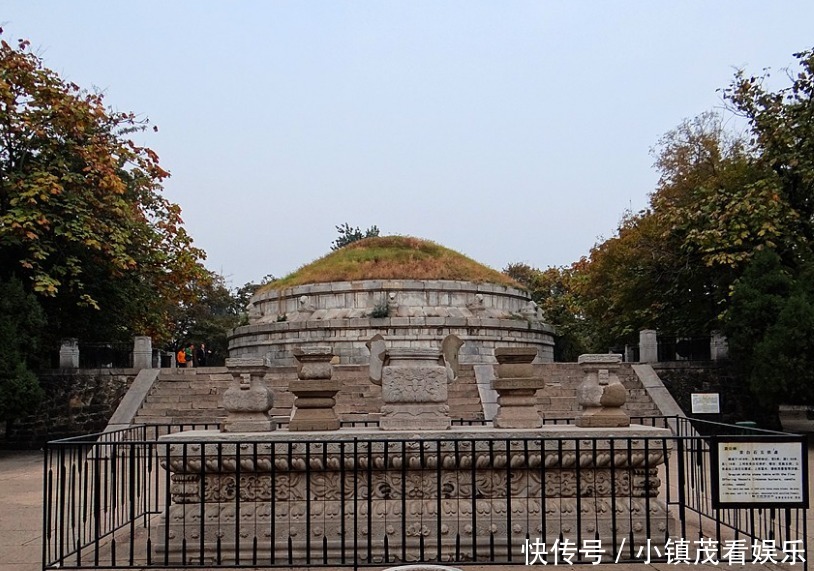 堪比|袁世凯墓地照片,气象恢弘堪比皇陵,最终也差点命名为陵