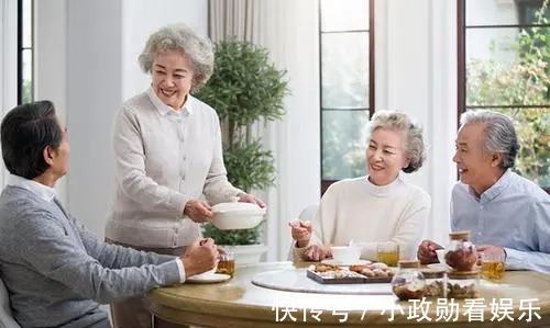 鸭肉|年龄越大,越要吃肉?建议:50岁后,或可常吃这5种肉类