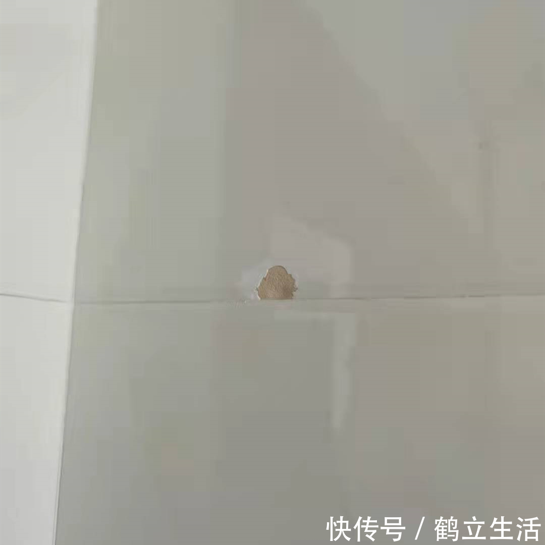 美缝|刚贴好的瓷砖崩瓷了，是因为瓷砖质量不好吗？