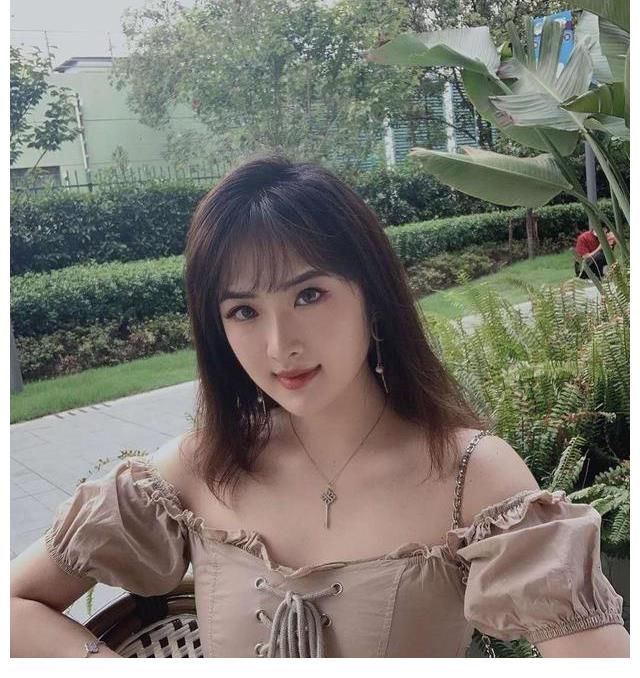 姚安娜|这还是华为二公主吗？录节目给带紧急医用包，该给摄制组小风扇