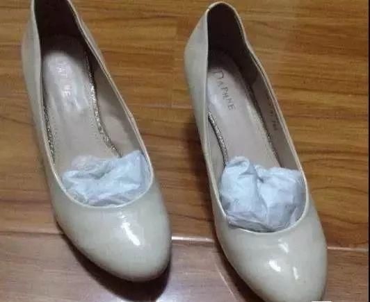 鞋盒 买鞋子时,鞋子里“那团纸”一定要留下来,别扔掉了,快看看!