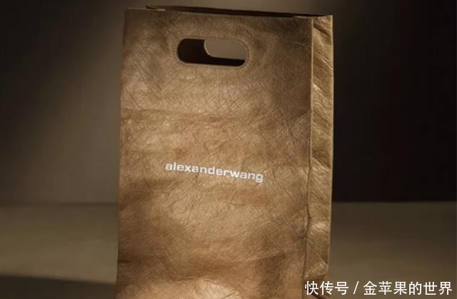 麦当劳开始卖包了!这……不就是个菜篮子吗好意思卖5888块