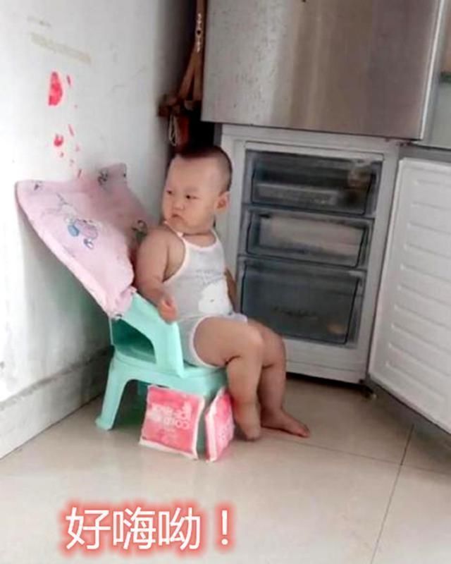 孙子|家里空调坏了热坏宝宝,奶奶一个举动救场,网友安排得明明白白