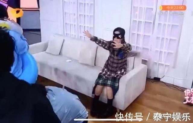 谢娜|真怀了？谢娜玩游戏全程坐着，特殊待遇很明显，嘉宾也不敢靠近