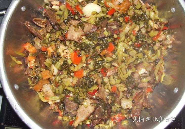 这是我吃过最下饭的家常菜,好吃的狠!没吃三碗饭都不轻易起身