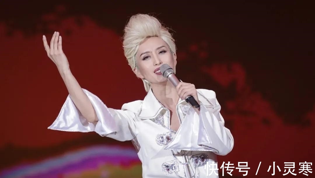 央视综艺节目为啥老请“假明星”?“大咖”云集,观众却越看越尴尬!