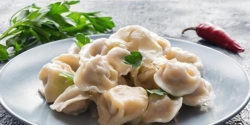 伤害|蒲公英泡水好处多,但2类人尽量一口也别喝,会对身体造成伤害