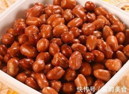 大错|炸花生时,直接下锅炸是大错!牢记3要点,花生咸香酥脆不返潮