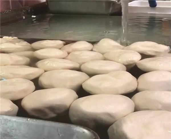 液体|液体牛奶变奶球,这么大颗的芝士奶球,你们不想尝尝看吗?