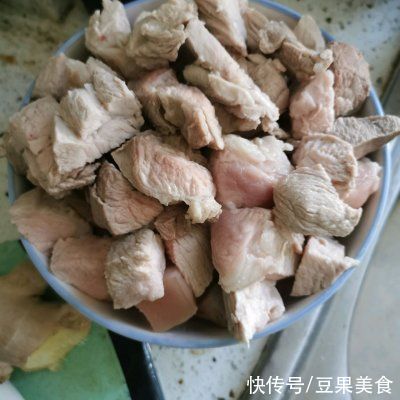 红烧肉最过瘾的吃法，做一次都不够吃