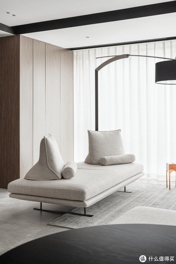 主卧|单身男青年的180㎡之家,全屋简约风,一个人独居,也住出高级感