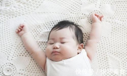 睡眠时间|宝宝总是半夜惊醒,可能是这些原因,家长要学会对症下药