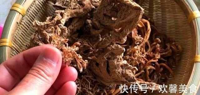 夏天|夏天,不吃肉也要吃此菜,很多人活了30多年也没吃过1次,香!