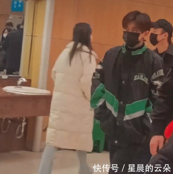 央视虎年春晚彩排路透,易烊千玺王俊凯王源合体,赵丽颖首登春晚