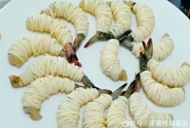 年夜饭,给家人做一道“缠缠绵绵”简单时尚,新手小白也能露一手