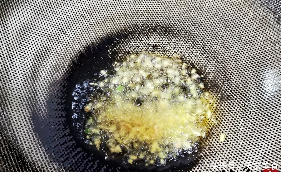 常吃|夏季减肥常吃这道菜,让你腰变细了背变薄了,让你更自信