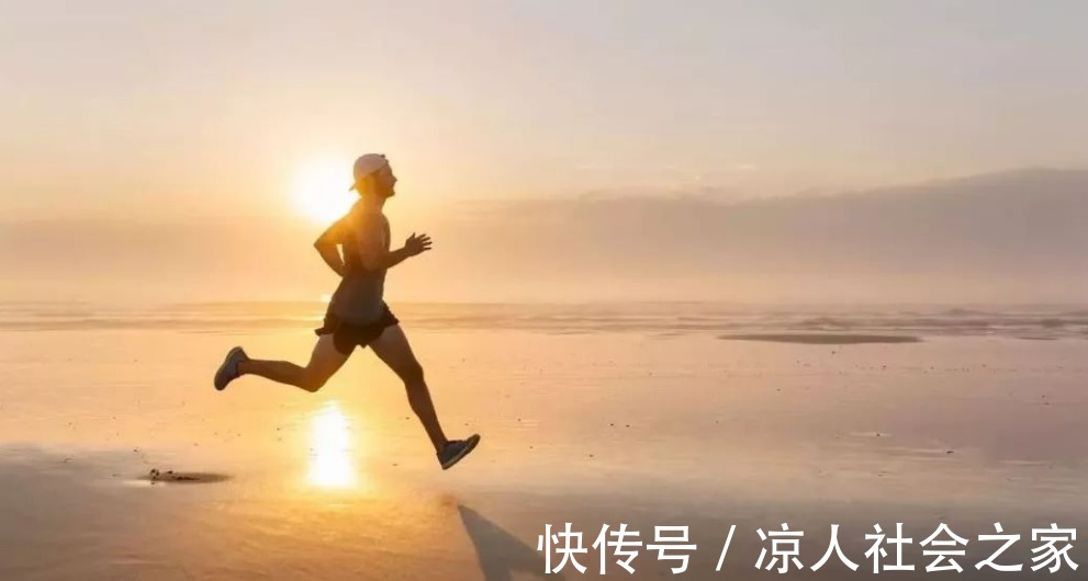 神经细胞|提醒:脑梗致命,4件事每天坚持,预防脑出血,脑梗不来扰