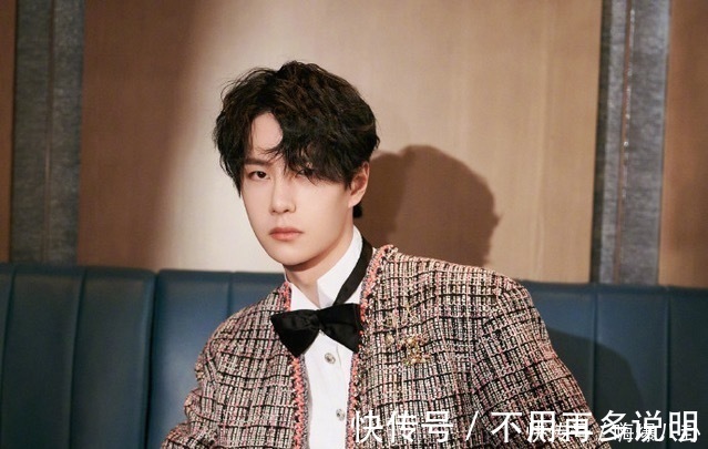 熹微|肖战王一博世纪同框！两人虽同台亮相，却无丝毫互动