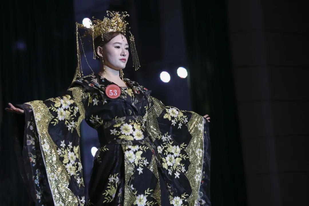 2020“爱华杯”雲绣霓裳国际民族服饰才艺大赛全球总决赛暨颁奖礼成功举办