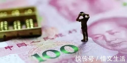 法院|离婚协议约定房产证为儿子加名，男方反悔能算撤销赠与吗？