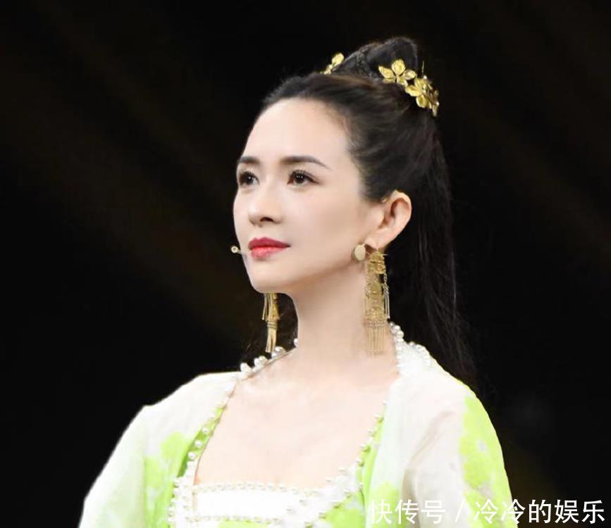 华晨宇模仿汪峰,爆笑演绎新歌《没有人在乎》,章子怡反应亮了