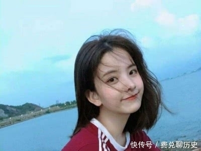 迷人|“笑起来迷人”的女生,嘴唇上大都有这“3特点”,男生:是心动!