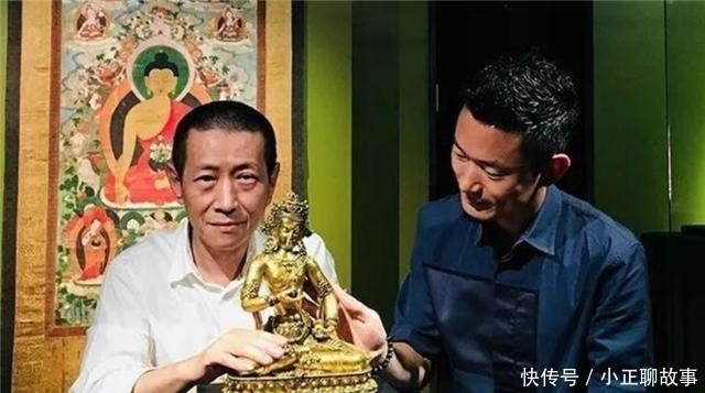 他拍下2.7亿兽首,无偿归还给中国,后来才知道:他赖账没付钱