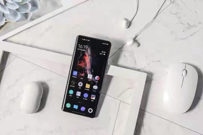 游戏|为何国产手机的路越走越宽？这三款旗舰显露出了原因！