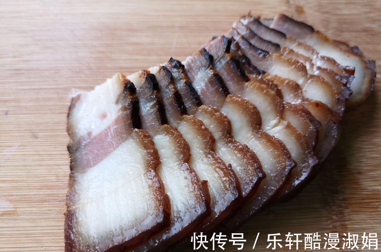 搭配|把腊肉跟萝卜搭配在一起,上锅一蒸,肥而不腻真健康