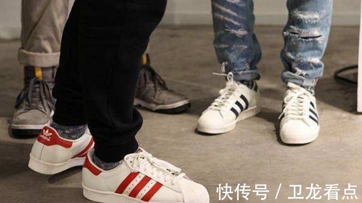 涨价|中国人：阿迪鞋涨价“穿不起”！美国人：解放鞋才是“贵到想哭”