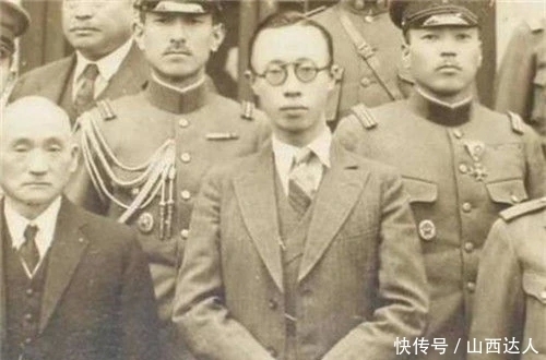 溥仪|溥仪晚年去理发,他一本正经问了理发师一个问题,众人都笑出了声