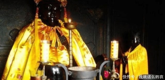 武当山长明灯600多年为何不灭专家无从解释,游客1语道破天机