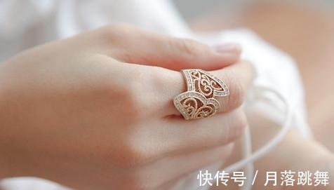 手掌|一辈子走偏财运,财运不断的手相特征