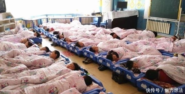 让孩子|宝妈说娃从不午睡,老师却说午休“秒睡”,宝妈看到监控心疼了!