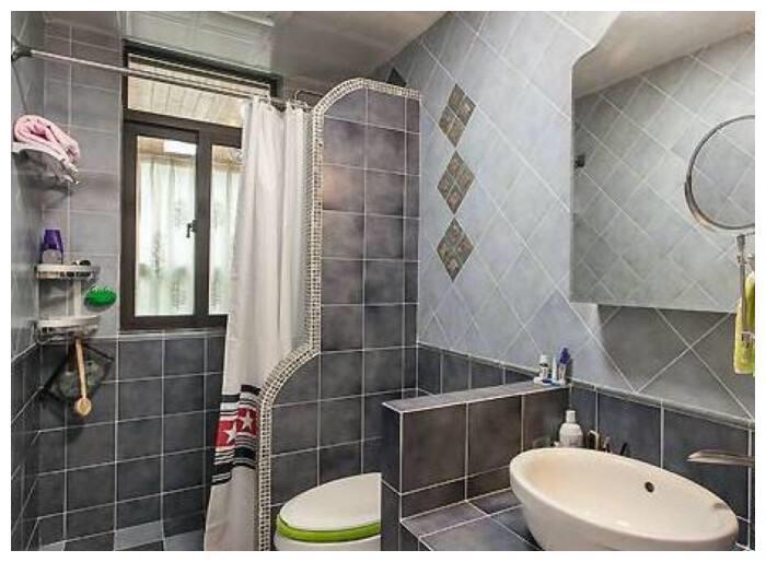 卫生间|卫生间不要再做挡水条了,越来越多人装这种代替,漂亮又防水