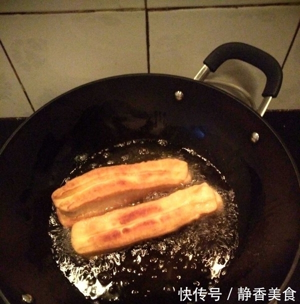 教你做美味油条，金黄酥脆，蓬松飘香，美味无极限，好吃到爆