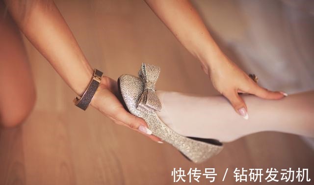 婚鞋|炫目耀眼,高贵又优雅,那些值得精挑细选的婚鞋!