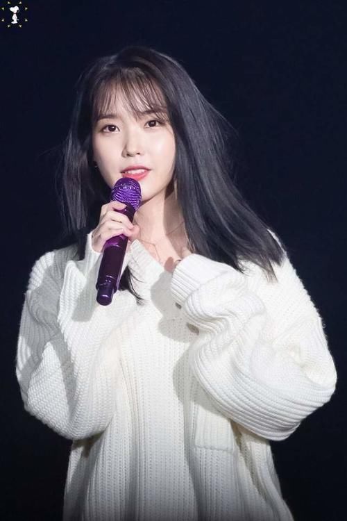 救生衣|在《RunningMan》遭惩罚，却差点溺水，IU不参加综艺另有原因？