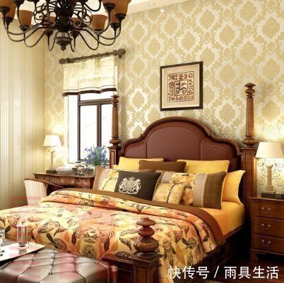 墙皮|等我有钱,客厅坚决拆掉踢脚线换成19年流行装法,效果好8倍