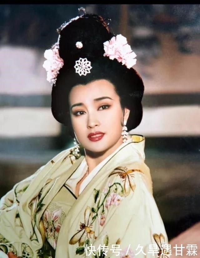 男人们|武则天醉酒后写下一诗,堪称大唐最狂之作,结果男人们只看第一句