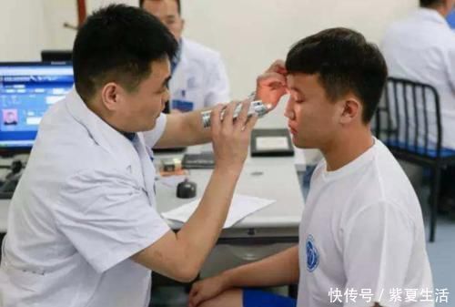 色盲测试如果找不出图中数字9,很遗憾的告诉你,将告别开飞机